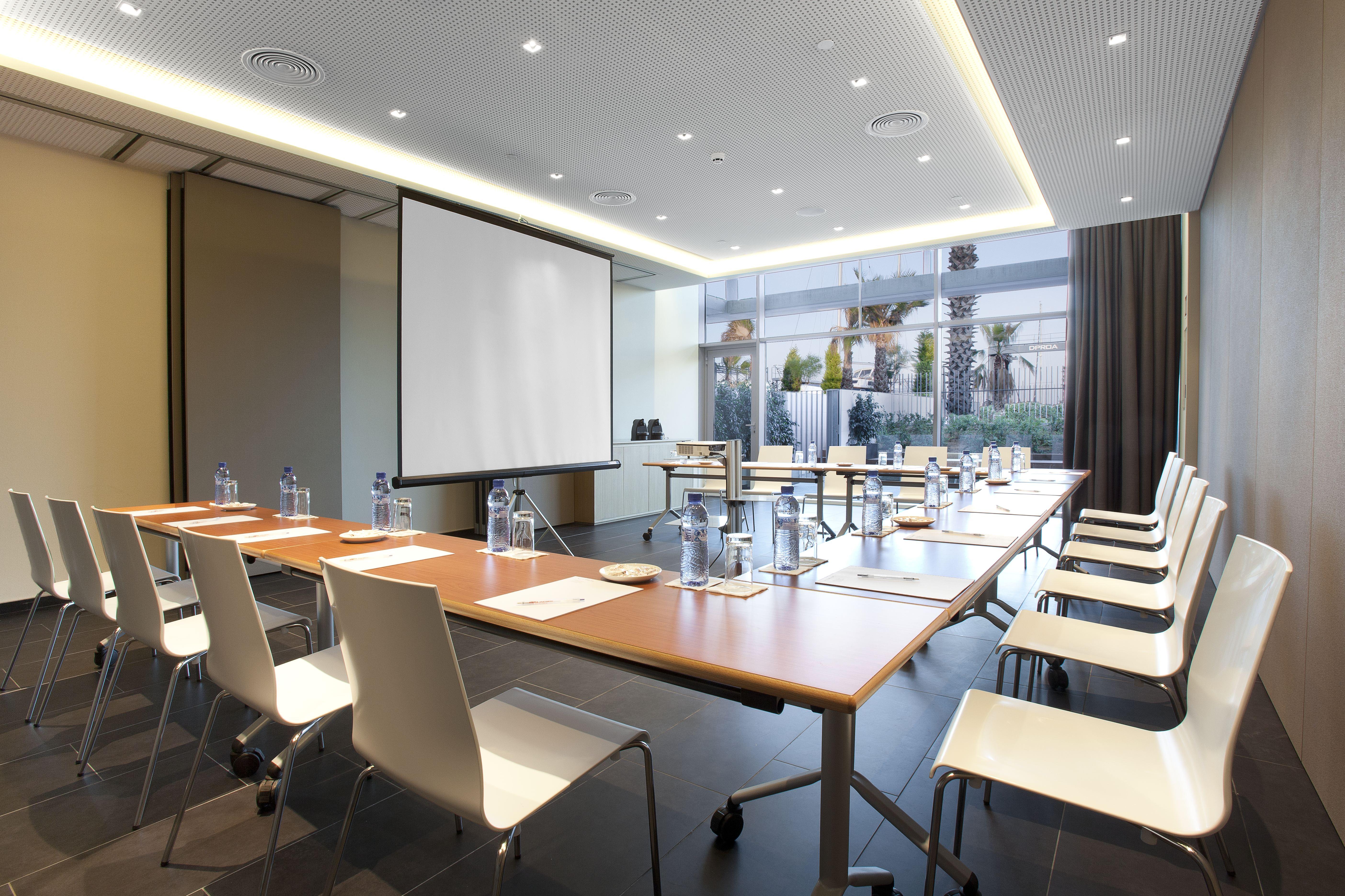 Atenea Port Barcelona Hotel